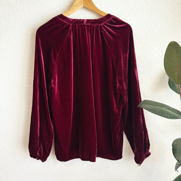 Faherty Womens Naomi Silk Blend Velvet Top Medium Classic Maroon Holiday Button - Picture 6 of 8
